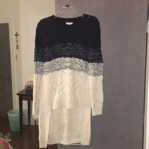 high-low navy/white sweater